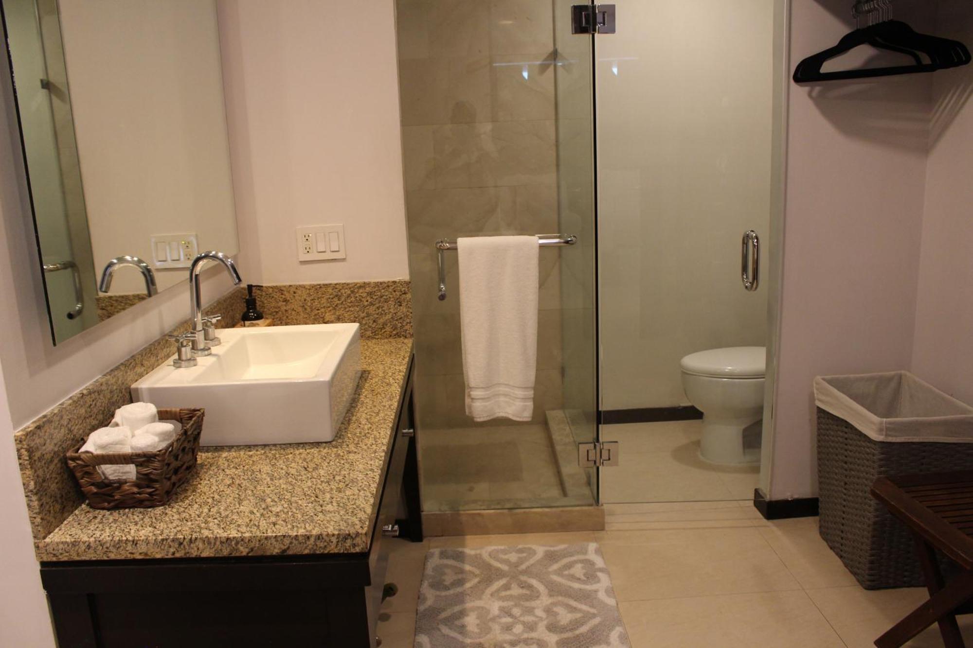 Peninsula Vallarta , Departamentos Piso 8 Y 10 Hacia El Mar Puerto Vallarta Exterior foto